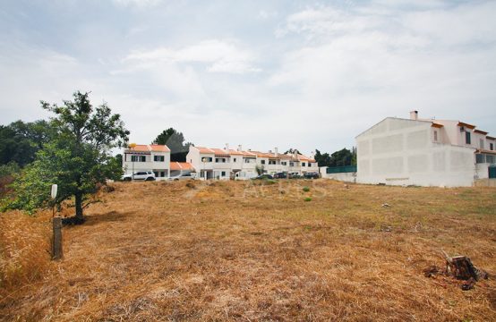 3025 | Lote urbano para construção de moradia, com infraestruturas, Sesimbra