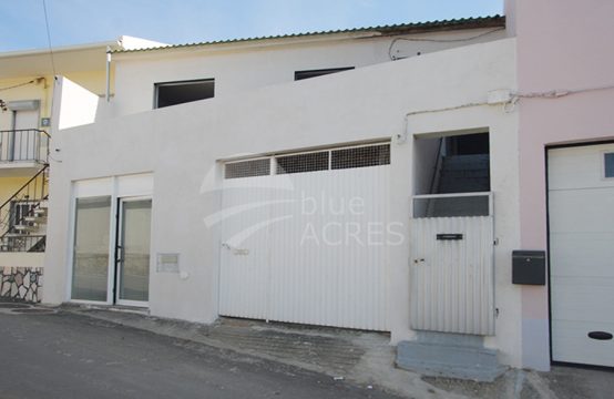 1138 | House T2 for refurbishment, with garage, atelier, office, Vale Covo
