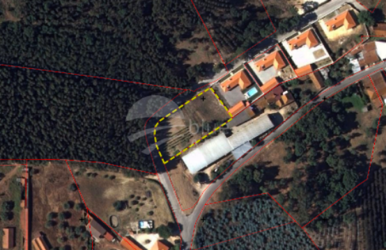 3048 | Terreno urbanizável, vista panorâmica, a 5 minutos do centro de Rio Maior, Cidral