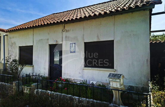 1171 | Moradia T2, com logradouro e anexos, a 5 min. da praia, Atalaia